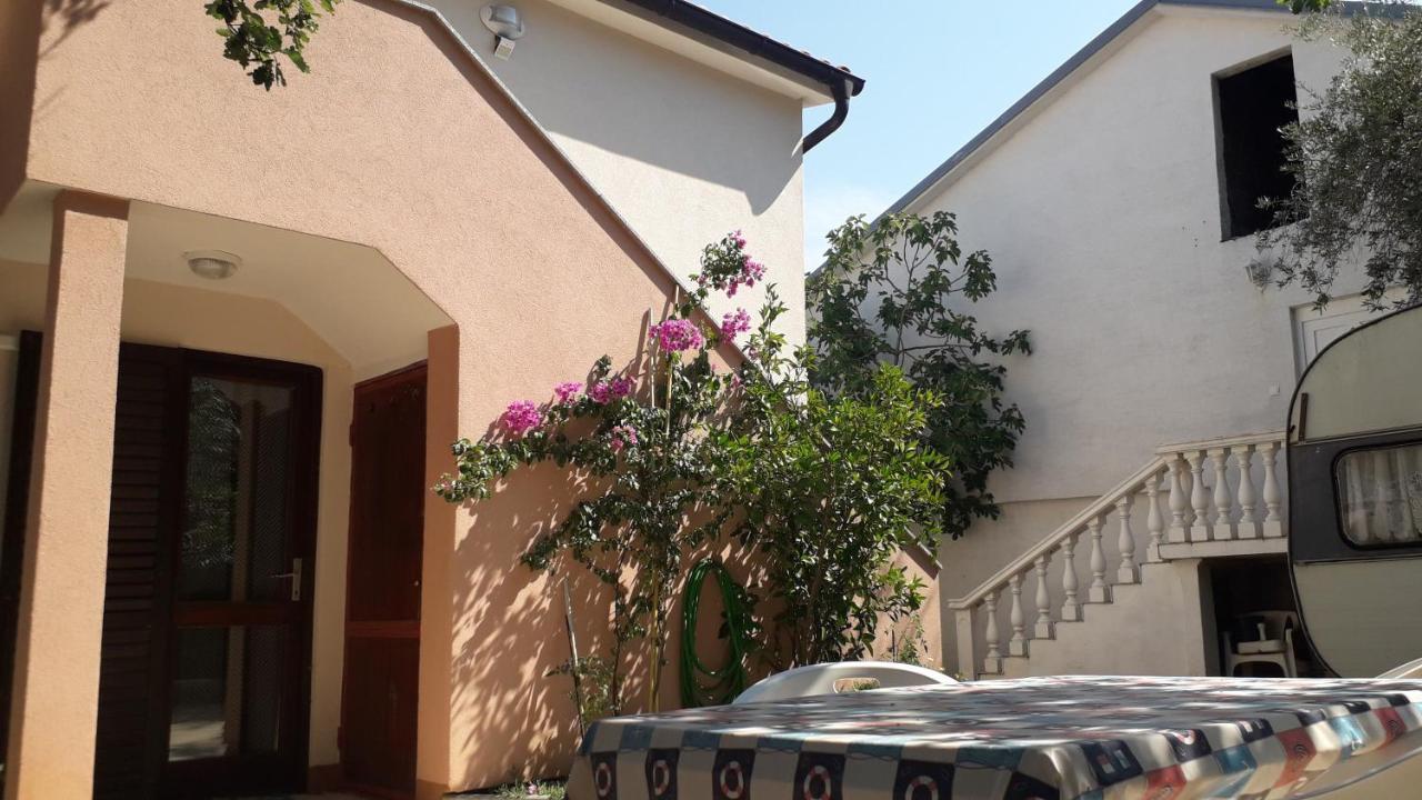 Apartmani Mia ลิทซ์ยัน ภายนอก รูปภาพ